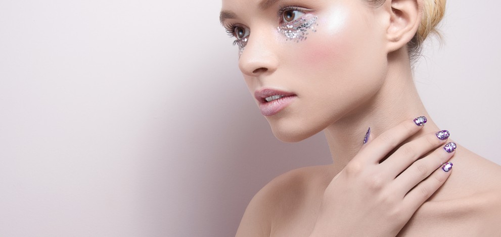 Glitter Make-Up